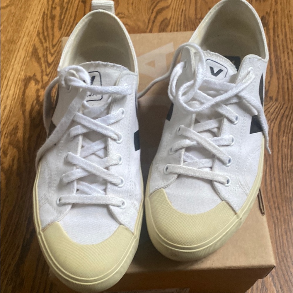 Veja White and Cream Minimalist Sneakers